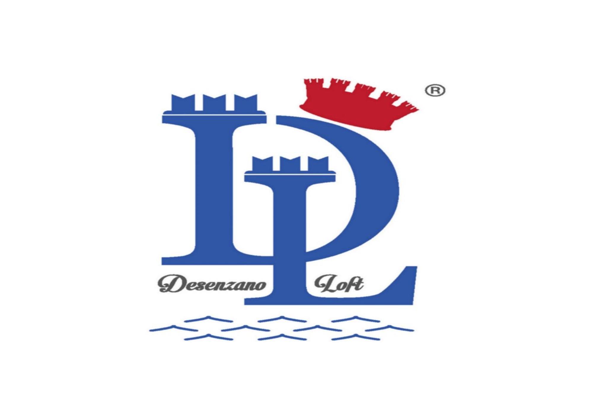 Desenzanoloft Official Partner Marriott Homes & Villas - Cocktail Lake Front Family Apartment Desenzano del Garda Exterior foto