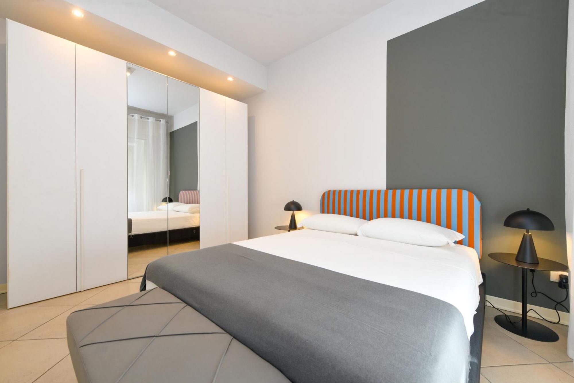 Desenzanoloft Official Partner Marriott Homes & Villas - Cocktail Lake Front Family Apartment Desenzano del Garda Exterior foto