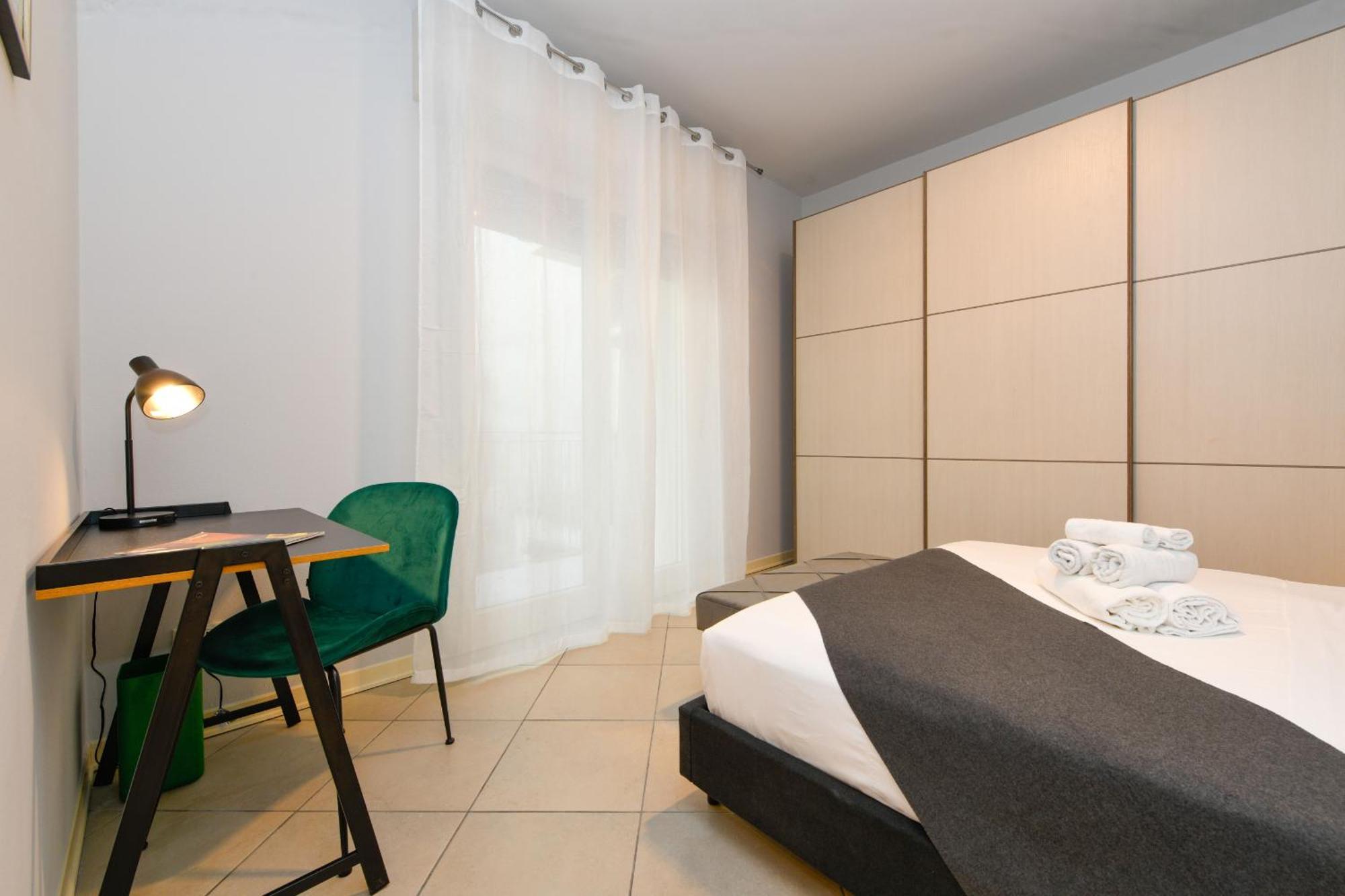 Desenzanoloft Official Partner Marriott Homes & Villas - Cocktail Lake Front Family Apartment Desenzano del Garda Exterior foto