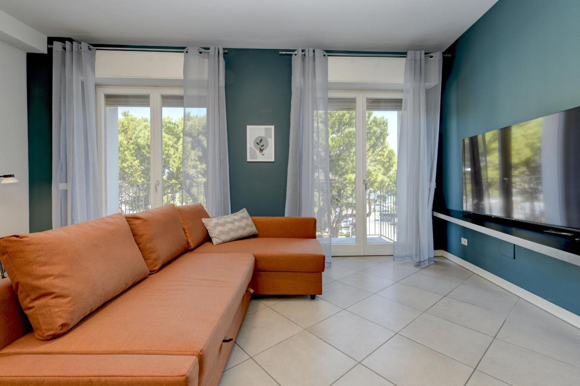 Desenzanoloft Official Partner Marriott Homes & Villas - Cocktail Lake Front Family Apartment Desenzano del Garda Exterior foto