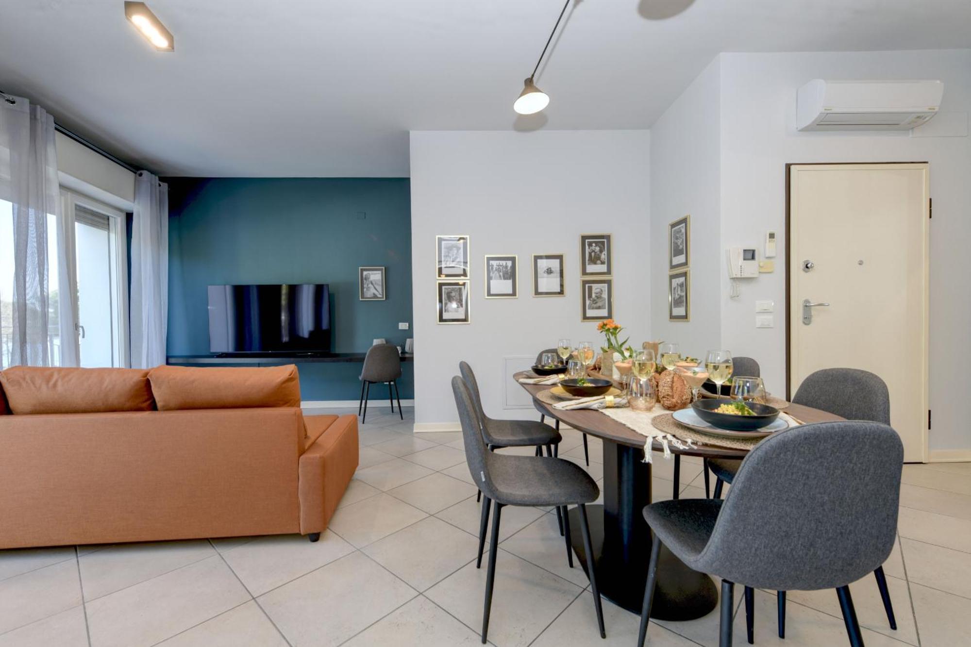 Desenzanoloft Official Partner Marriott Homes & Villas - Cocktail Lake Front Family Apartment Desenzano del Garda Exterior foto